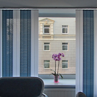 Клиентка Елена на фоне наших жалюзи